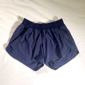 Lululemon Track That Mid-Rise Lined Short 3” Navy size 6